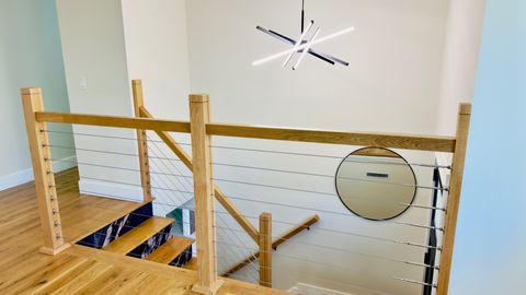 Tiny photo for 527 Northgate Road, Lindenhurst, IL 60046 (MLS # 12559645)