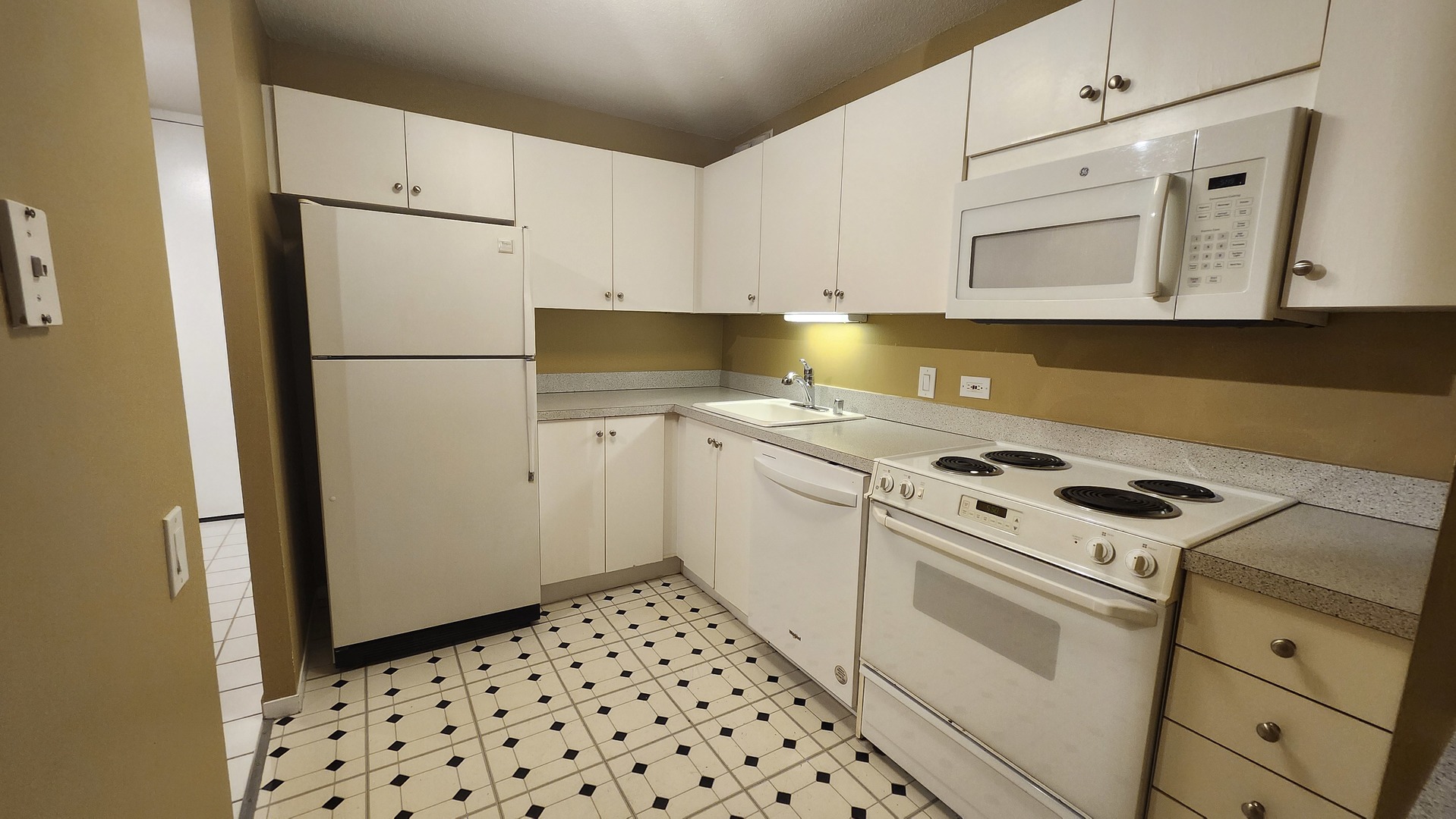 405 N WABASH Avenue 701