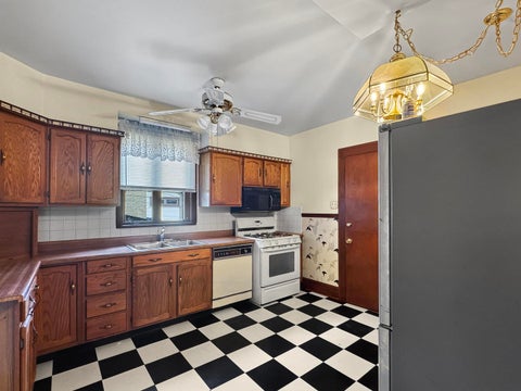 Tiny photo for 6213 W Eddy Street, Chicago, IL 60634 (MLS # 12753818)