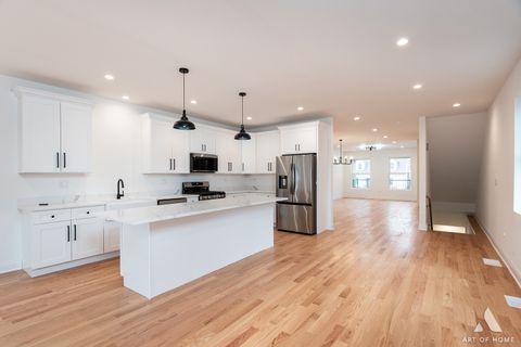 Tiny photo for 10649 S Sawyer Avenue, Chicago, IL 60655 (MLS # 12607825)