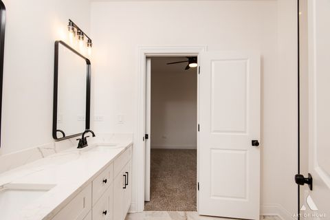 Tiny photo for 10649 S Sawyer Avenue, Chicago, IL 60655 (MLS # 12607825)