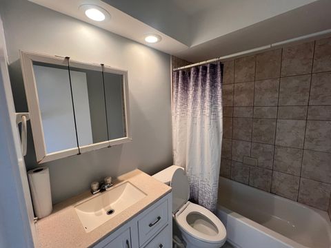 Tiny photo for 1303 N Baldwin Court #B3, Palatine, IL 60074 (MLS # 12613396)