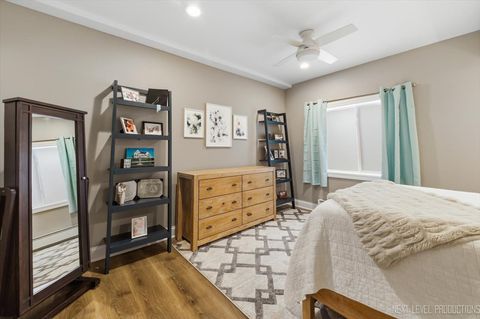 Tiny photo for 39W829 KELLAR Square, Geneva, IL 60134 (MLS # 12632946)