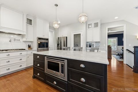 Tiny photo for 39W829 KELLAR Square, Geneva, IL 60134 (MLS # 12632946)
