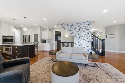 Tiny photo for 39W829 KELLAR Square, Geneva, IL 60134 (MLS # 12632946)