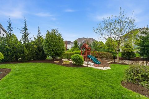 Tiny photo for 39W829 KELLAR Square, Geneva, IL 60134 (MLS # 12632946)
