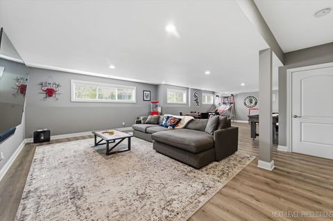 Tiny photo for 39W829 KELLAR Square, Geneva, IL 60134 (MLS # 12632946)