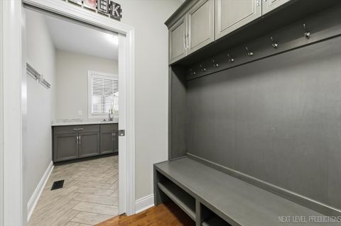 Tiny photo for 39W829 KELLAR Square, Geneva, IL 60134 (MLS # 12632946)