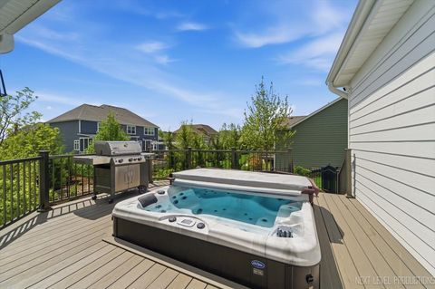 Tiny photo for 39W829 KELLAR Square, Geneva, IL 60134 (MLS # 12632946)