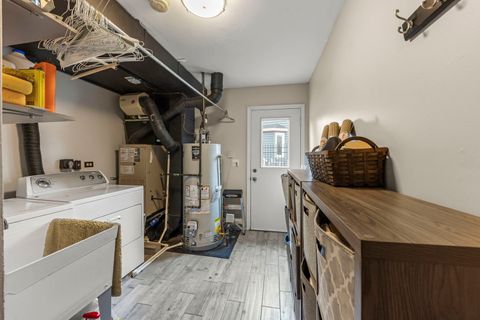 Tiny photo for 2356 Richmond Drive, Wheaton, IL 60189 (MLS # 12609582)