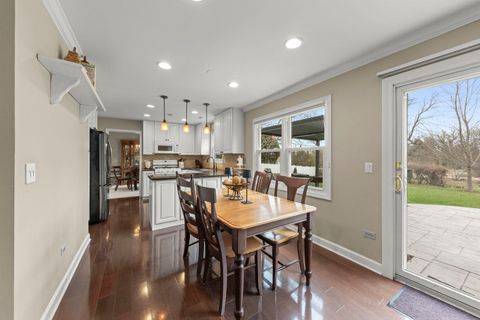 Tiny photo for 2356 Richmond Drive, Wheaton, IL 60189 (MLS # 12609582)