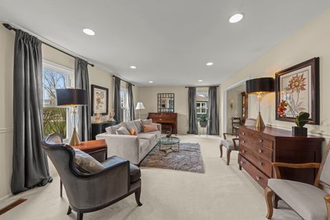 Tiny photo for 2356 Richmond Drive, Wheaton, IL 60189 (MLS # 12609582)