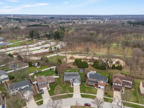 Tiny photo for 2356 Richmond Drive, Wheaton, IL 60189 (MLS # 12609582)