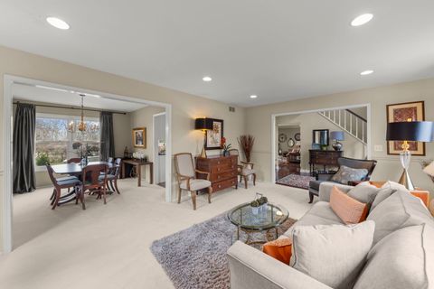 Tiny photo for 2356 Richmond Drive, Wheaton, IL 60189 (MLS # 12609582)