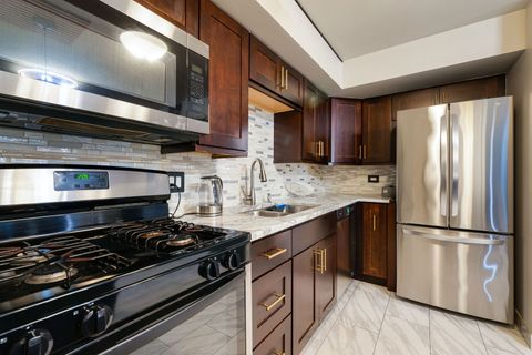 Tiny photo for 6337 Roosevelt Road #107, Berwyn, IL 60402 (MLS # 12607637)