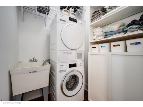 Tiny photo for 70 E Cedar Street #14WS, Chicago, IL 60611 (MLS # 12614908)