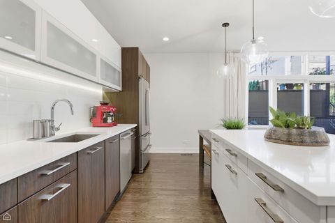 Tiny photo for 2432 W Chicago Avenue #1N, Chicago, IL 60622 (MLS # 12478482)