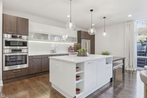 Tiny photo for 2432 W Chicago Avenue #1N, Chicago, IL 60622 (MLS # 12478482)