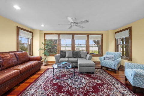 Tiny photo for 718 River Drive, Bettendorf, IA 52722 (MLS # 12730742)