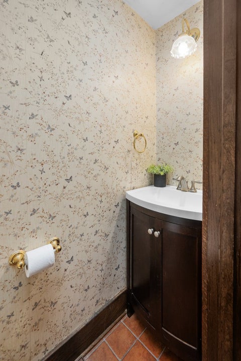 Tiny photo for 718 River Drive, Bettendorf, IA 52722 (MLS # 12730742)