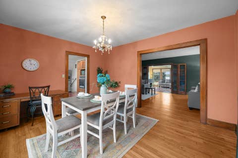 Tiny photo for 718 River Drive, Bettendorf, IA 52722 (MLS # 12730742)