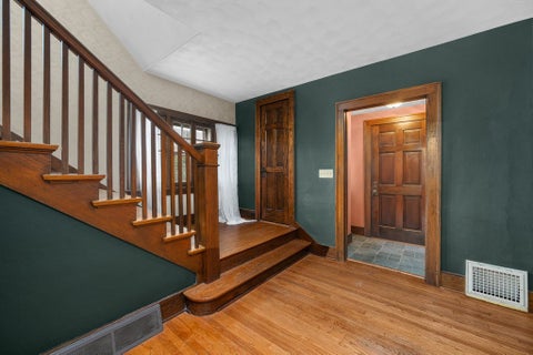 Tiny photo for 718 River Drive, Bettendorf, IA 52722 (MLS # 12730742)