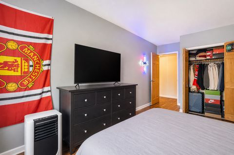 Tiny photo for 7930 Woodglen Lane #209, Downers Grove, IL 60516 (MLS # 12596059)