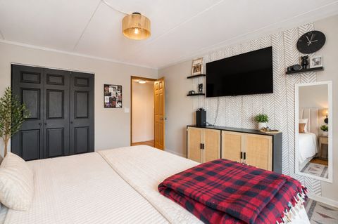 Tiny photo for 7930 Woodglen Lane #209, Downers Grove, IL 60516 (MLS # 12596059)