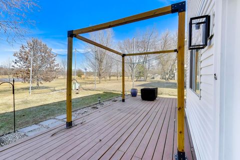 Tiny photo for 421 N Ashbury Avenue, Bolingbrook, IL 60440 (MLS # 12581424)