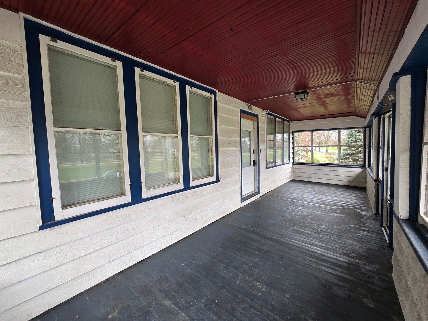249 E Park Boulevard 1