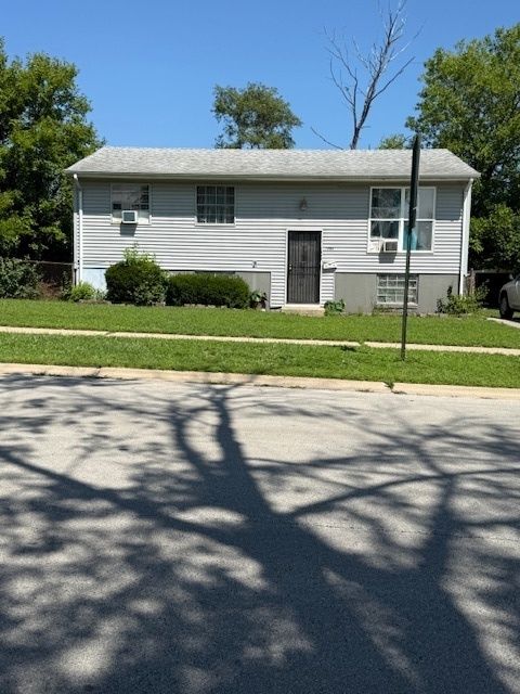 Photo of 1908 Boston Street, Chicago Heights, IL 60411 (MLS # 12474409)