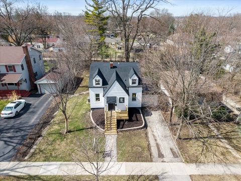 Photo of 122 S Park Street, Westmont, IL 60559 (MLS # 12539993)