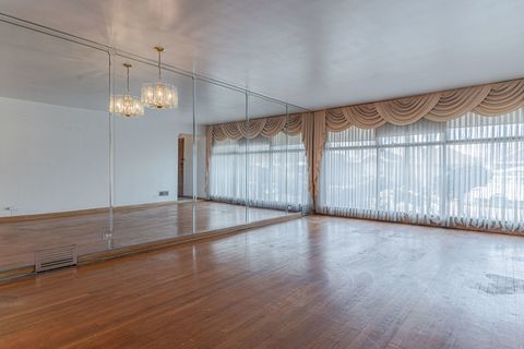 Tiny photo for 8849 S Paxton Avenue, Chicago, IL 60617 (MLS # 12541888)