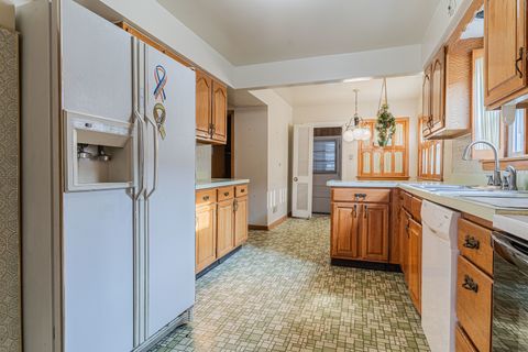 Tiny photo for 8849 S Paxton Avenue, Chicago, IL 60617 (MLS # 12541888)