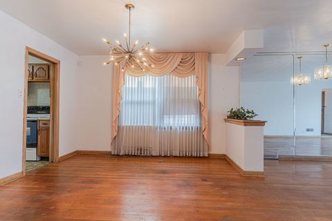 Tiny photo for 8849 S Paxton Avenue, Chicago, IL 60617 (MLS # 12541888)