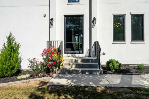 Tiny photo for 3112 Cara Lane, Oak Brook, IL 60523 (MLS # 12645552)