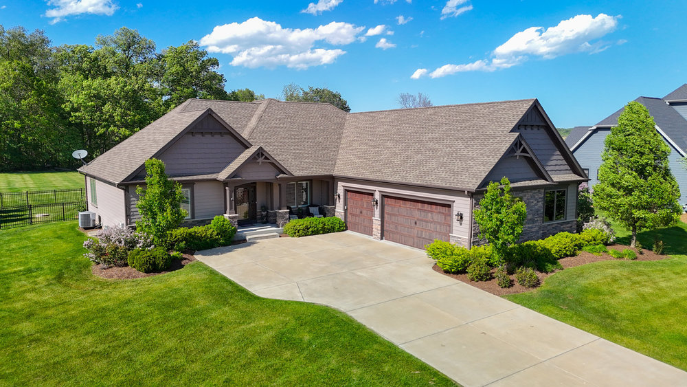 5949 Whitetail Ridge Drive
