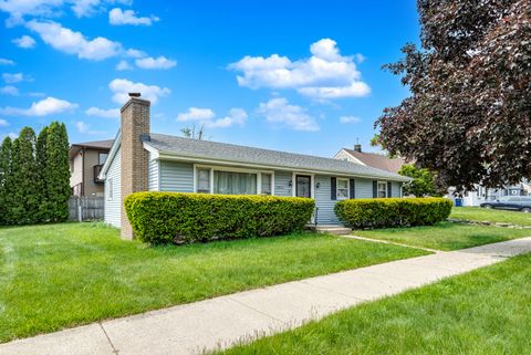 1903 Marshall Parkway Waukegan IL 60085