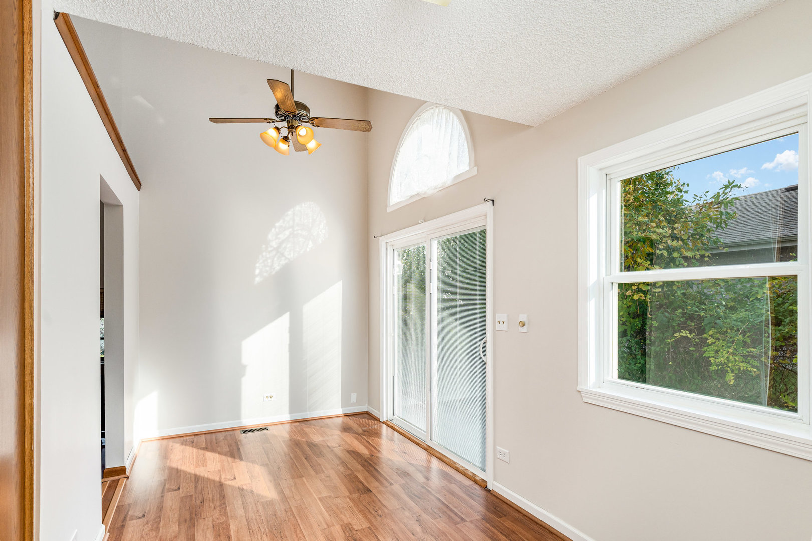 3875 Windjammer Lane