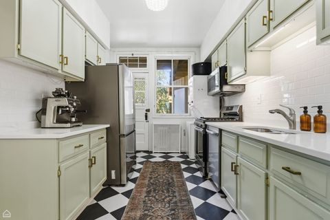 Tiny photo for 5522 S Everett Avenue #3S, Chicago, IL 60637 (MLS # 12510711)