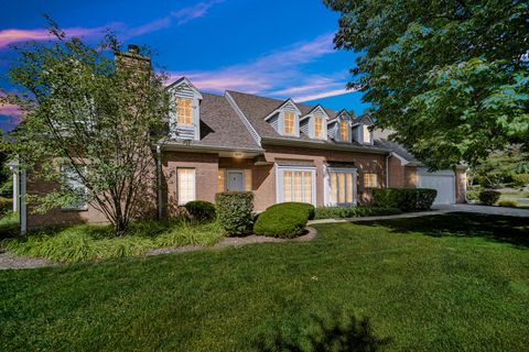 Tiny photo for 5625 Chesapeake Drive #5625, McHenry, IL 60050 (MLS # 12507619)