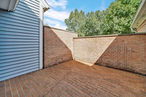 Tiny photo for 5625 Chesapeake Drive #5625, McHenry, IL 60050 (MLS # 12507619)