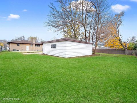 A home in Glen Ellyn