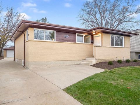 A home in Glen Ellyn