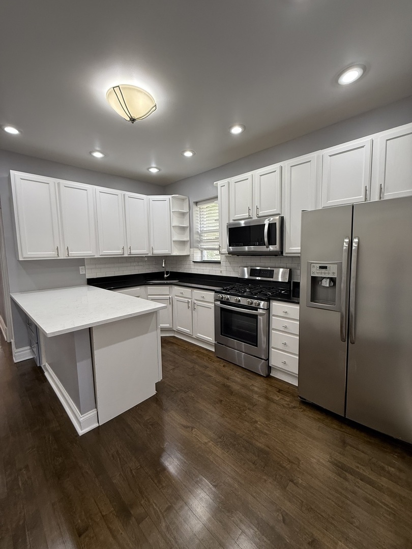 3721 W Belden Avenue 1