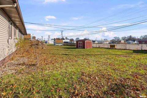 Tiny photo for 201 12TH Street, De Witt, IA 52742 (MLS # QC4270097)