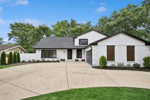 4035 Crestwood Drive Glenview IL 60026