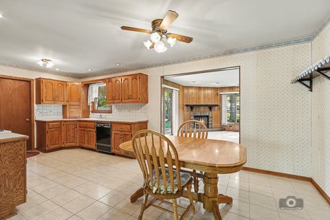 Tiny photo for 7917 W 112th Street, Palos Hills, IL 60465 (MLS # 12792362)