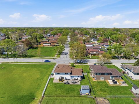 Tiny photo for 6501 181st Street, Tinley Park, IL 60477 (MLS # 12631529)