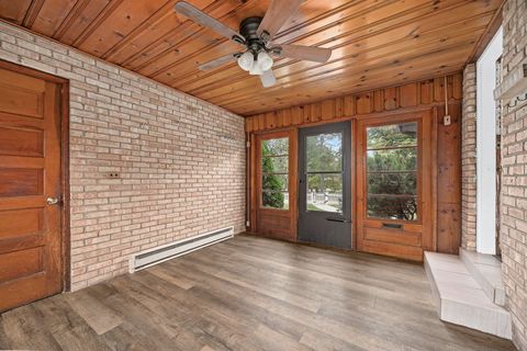 Tiny photo for 4637 Oakwood Avenue, Downers Grove, IL 60515 (MLS # 12509825)